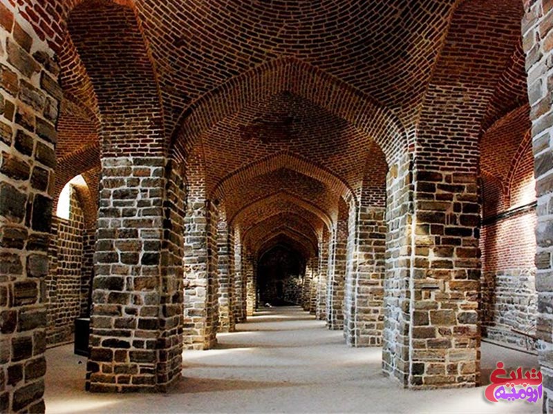 داخل مسجد جامع ارومیه