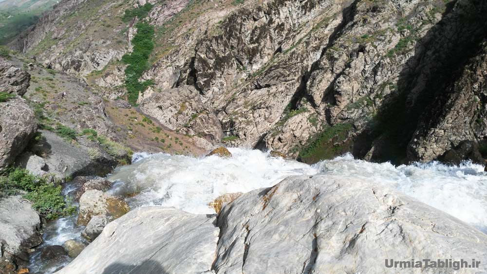 یکی دیگر از نماهای آبشار سوله دوکل